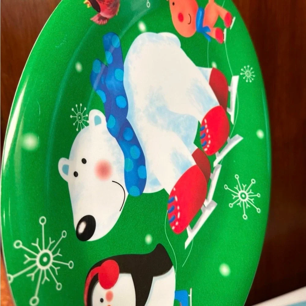 Festive Bear and penguin pattern Holiday Party Platter Set